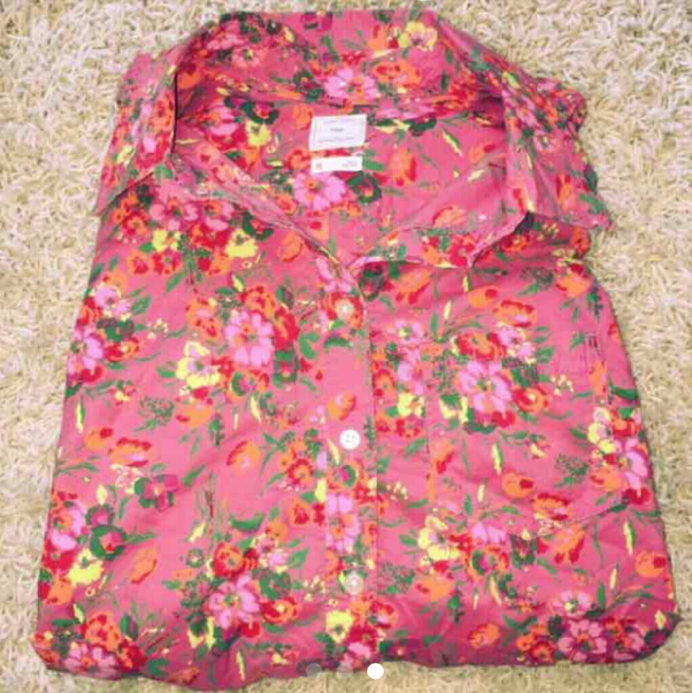NWOT- Gap Buttondown